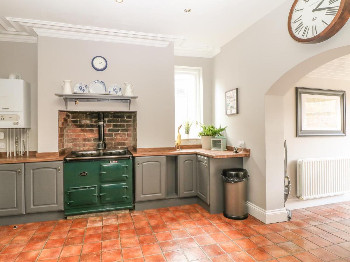 Talbot House Villa Castleton  Buitenkant foto