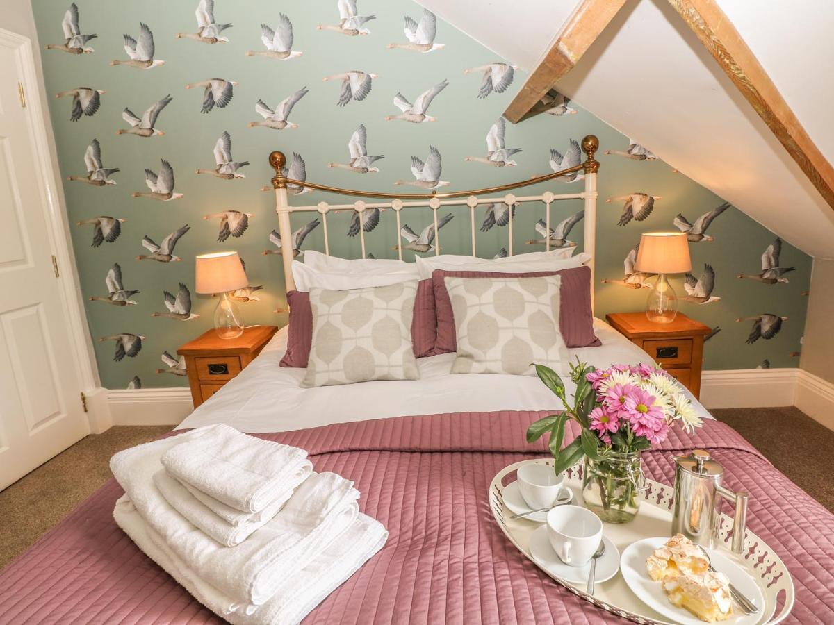 Talbot House Villa Castleton  Buitenkant foto